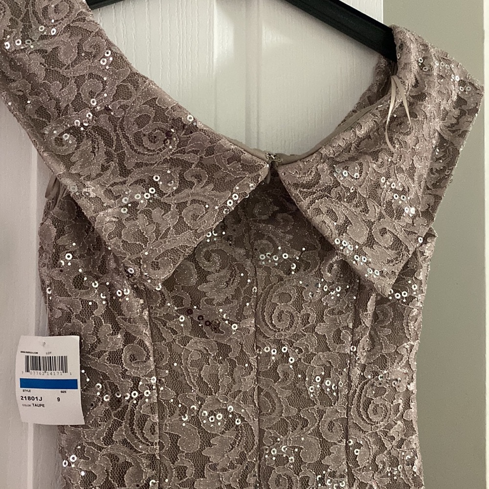 DRESS - Picture 3 of 4